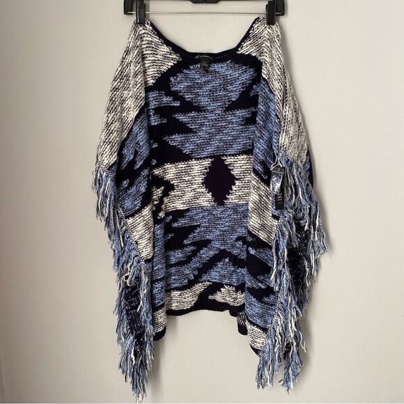 INC Women’s Thick Knit Fringe Detail Aztec Print Poncho - Picture 1 of 3